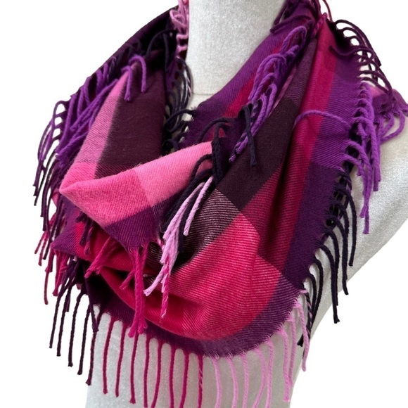 V.FRASS Cashmink Pink Purple Plaid Fringe Scarf - Picture 4 of 5